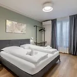 Cooper L Mavik & Attic * Bolzano